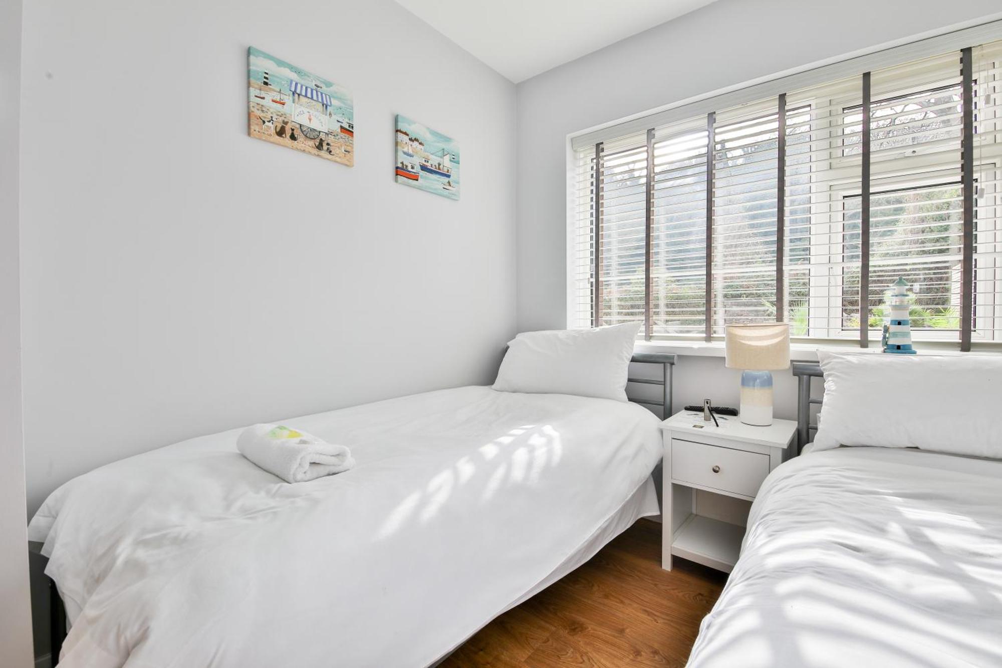 Just Stay Wales - Marshmallow Cottage, Oxwich Swansea Extérieur photo